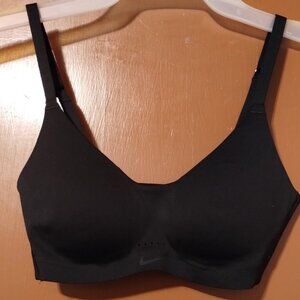 WOMENS XS X-SMALL NIKE DRI FIT BLACK Sports Bra Wireless HOOK & EYE-ADJ STRAPS